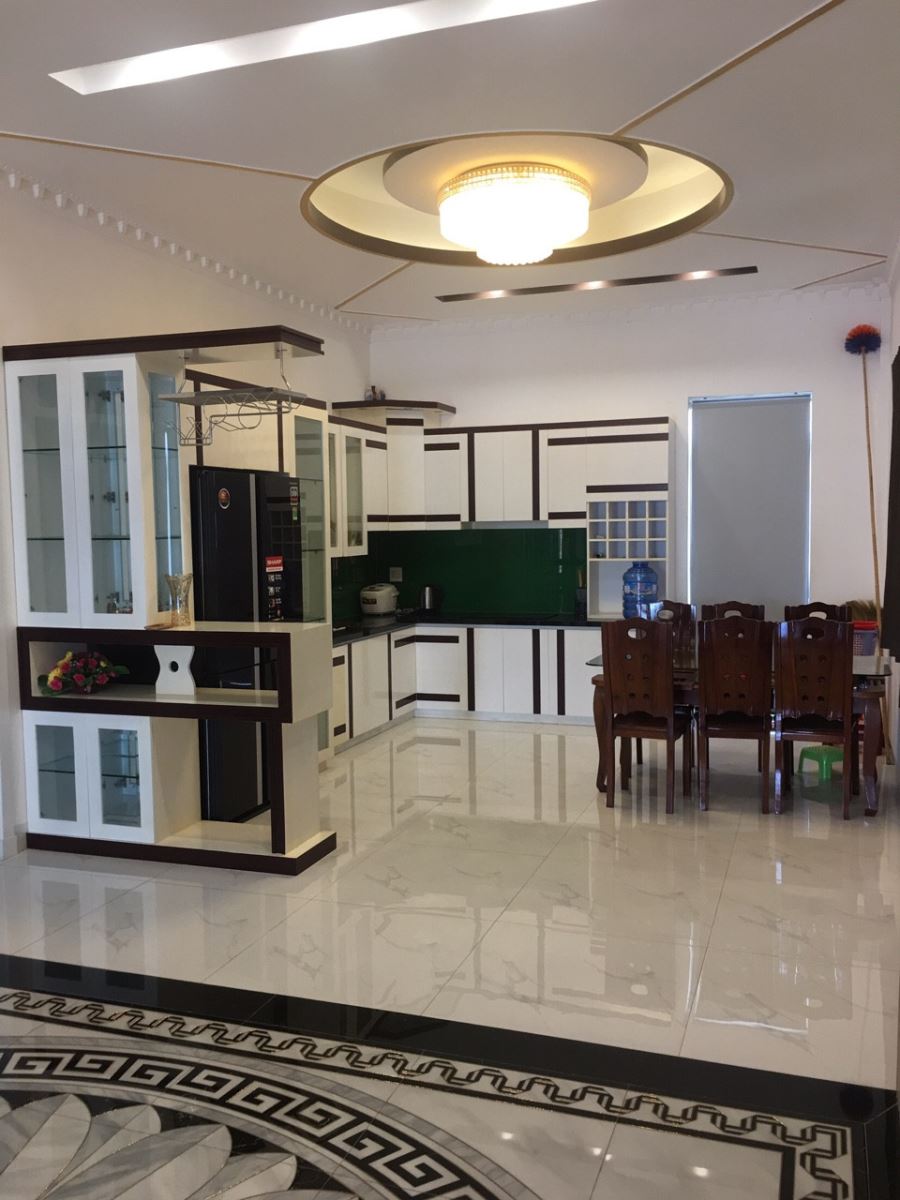 Bán nhà cấp 4, hẻm 4m, trung tâm thành phố Quy Nhơn